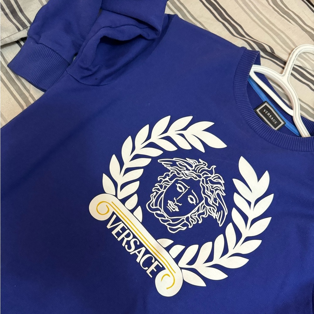 Authentic kids Versace sweater . Kids size 12 can fit women xs/s.